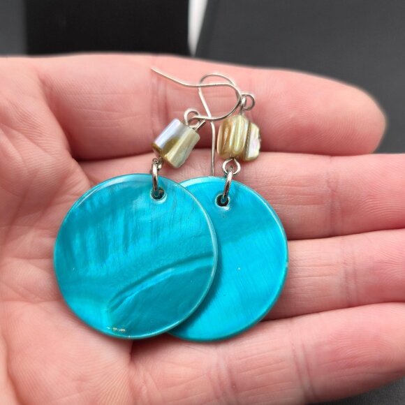 Silver Plated Circle Blue Shell Dangle Earrings A6318 - Picture 3 of 5